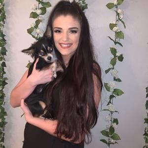 Meet your Posher, Emma